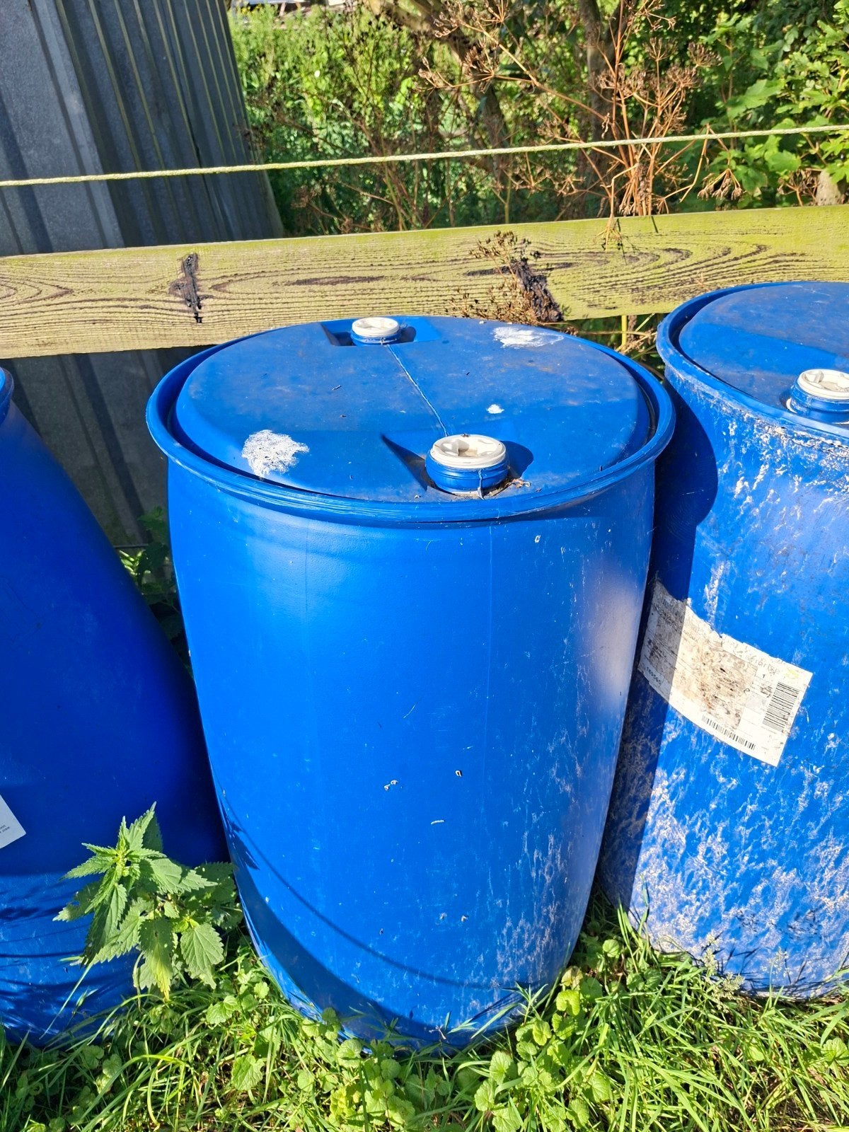 200 ltr vaten. ca 50 stuks., Tuin en Terras, Regentonnen, 150 liter of meer, Ophalen