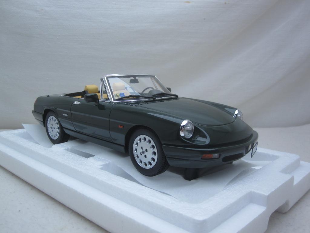 Alfa Romeo Spider 2.0 groen 1:18 Laudo, Ophalen of Verzenden, Nieuw, Auto, Overige merken