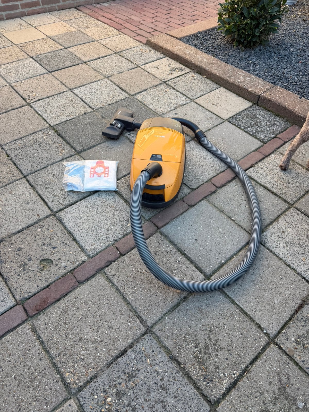 Stofzuiger, Doe-het-zelf en Verbouw, Ophalen, Zo goed als nieuw
