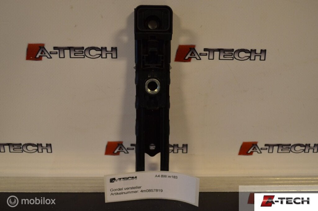 Gordelversteller Audi A4 A5 B9 Q7 4M 15-18 4m0857819, Auto-onderdelen, Interieur en Bekleding, Audi, Gebruikt, Audi, Ophalen of Verzenden
