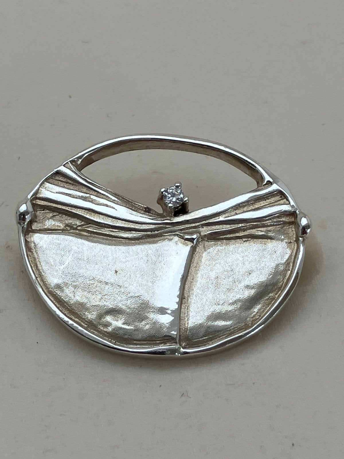 Frans Scheurle design speld, Sieraden, Tassen en Uiterlijk, Broches, Ophalen of Verzenden, Zo goed als nieuw, Goud, Overige materialen