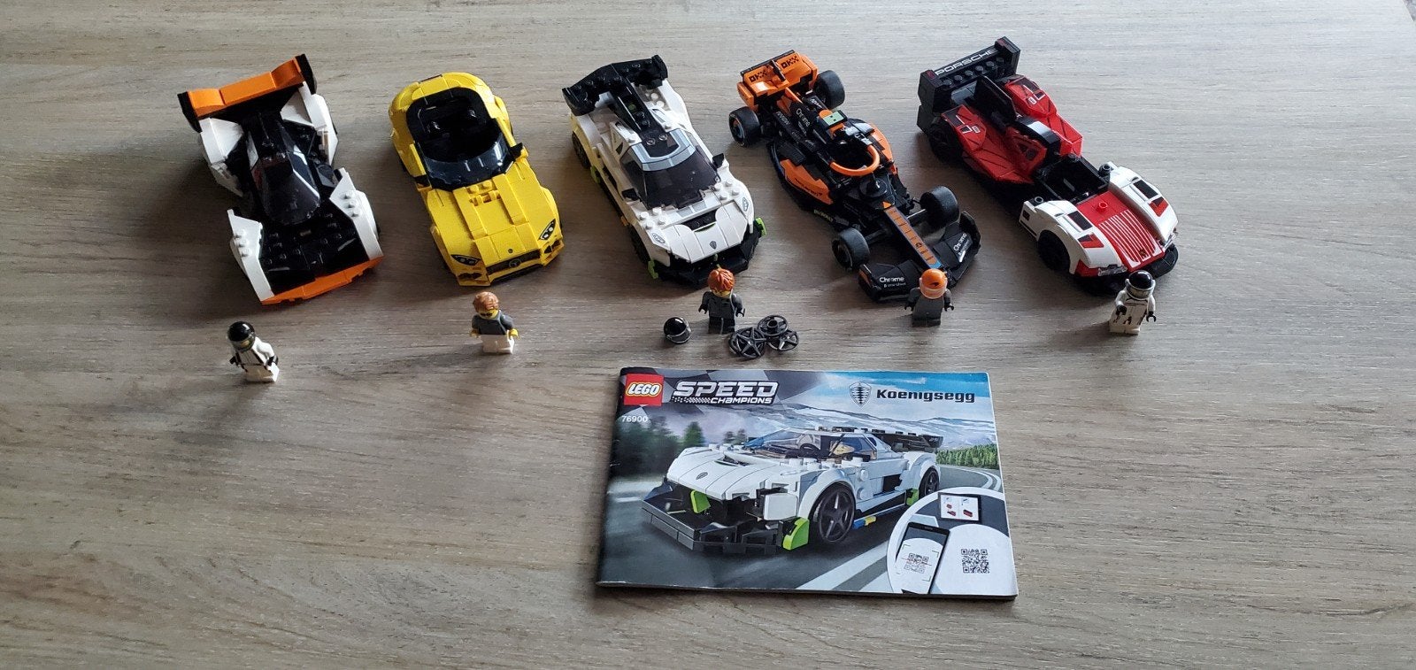 Lego speed champions 5 modellen

Het kan zijn dat er onderde, Ophalen of Verzenden