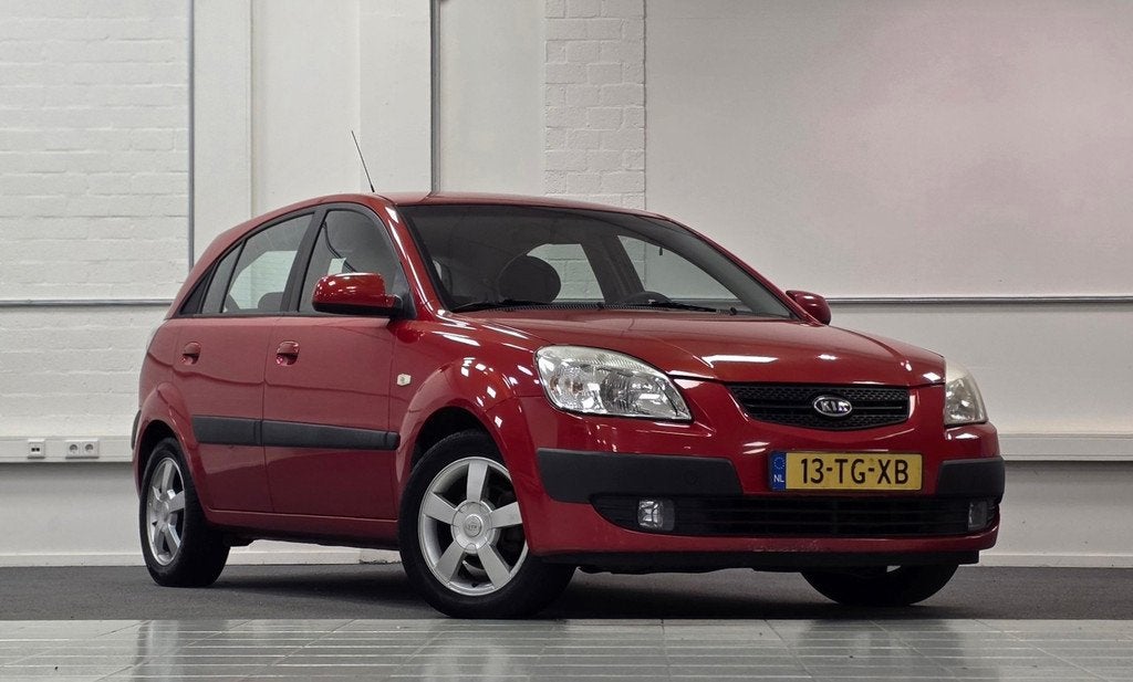 Kia Rio 1.6i 16V CVVT X-treme Trekhaak Nieuwe APK Garantie, Voorwielaandrijving, Gebruikt, 4 cilinders, 1054 kg