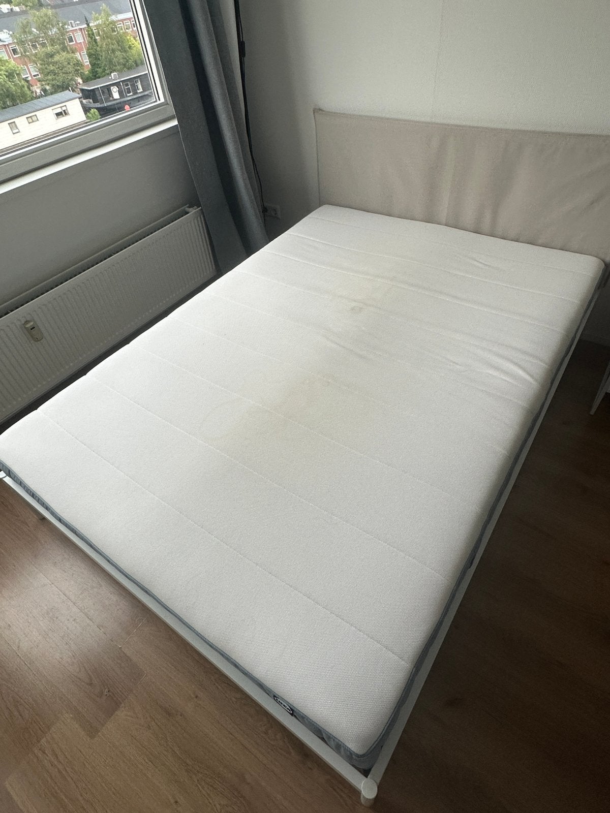 IKEA (VESTERÖY) Sprung Matress - 140x200cm, Ophalen, Gebruikt, Tweepersoons, 140 cm