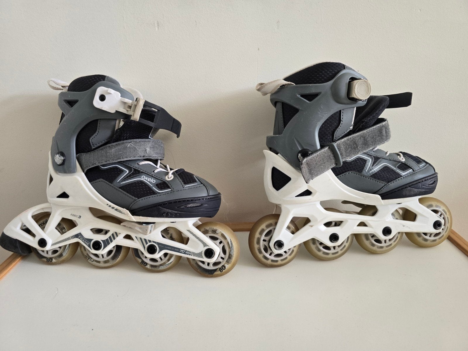 Oxelo Kinder Skates Maat 28-32 met Beschermers, Ophalen, Zo goed als nieuw, IJshockeyschaatsen, Overige merken