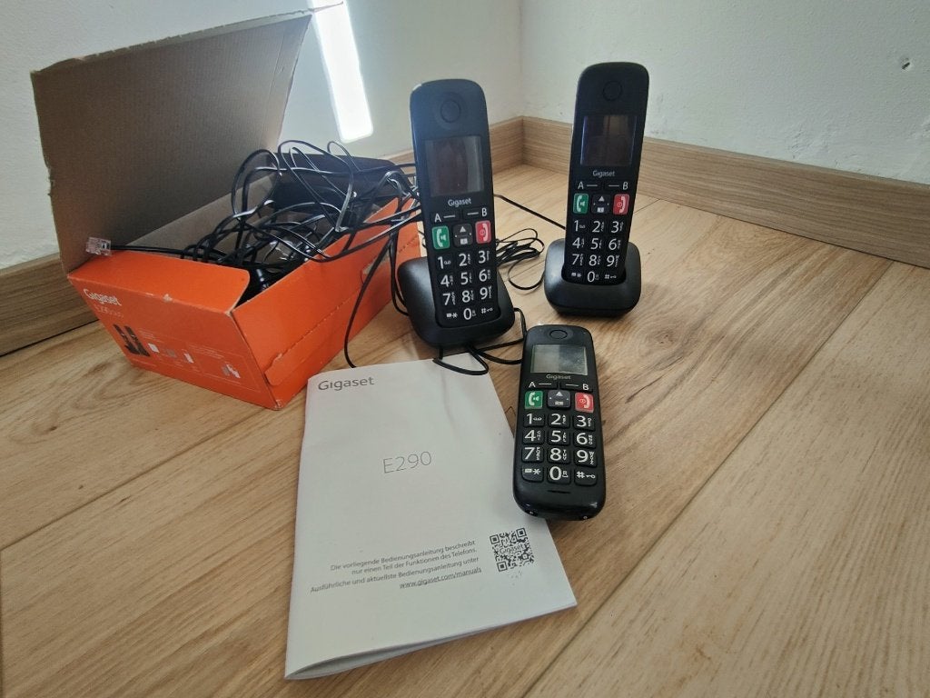 Gigaset E290 Duo - draadloze huistelefoon - senioren, Ophalen of Verzenden, Zo goed als nieuw, 3 handsets