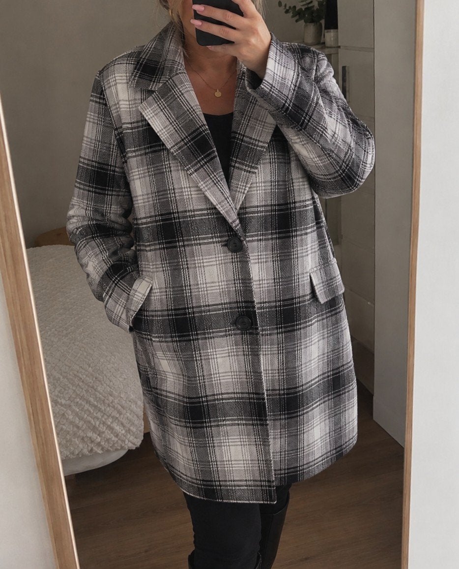 Stijlvolle Geruite Mantel / Lange Jas - xxl, Ophalen of Verzenden, Zo goed als nieuw, Maat 46/48 (XL) of groter, Zwart