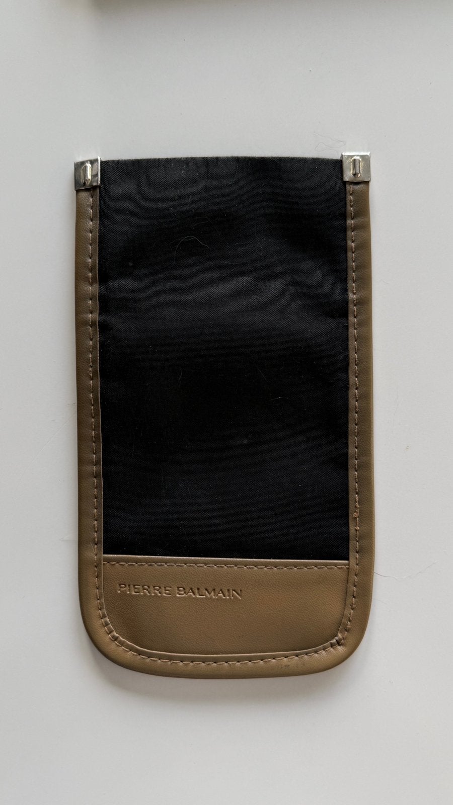 Balmain sunglass holder/case used, Ophalen of Verzenden, Nieuw, 30 cm of meer, Minder dan 35 cm