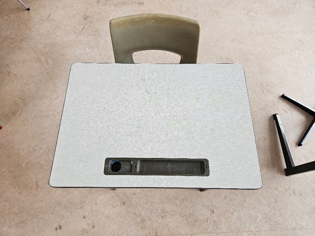 Schooltafeltje, Kinderen en Baby's, Ophalen, Gebruikt, Tafel(s) en Stoel(en)