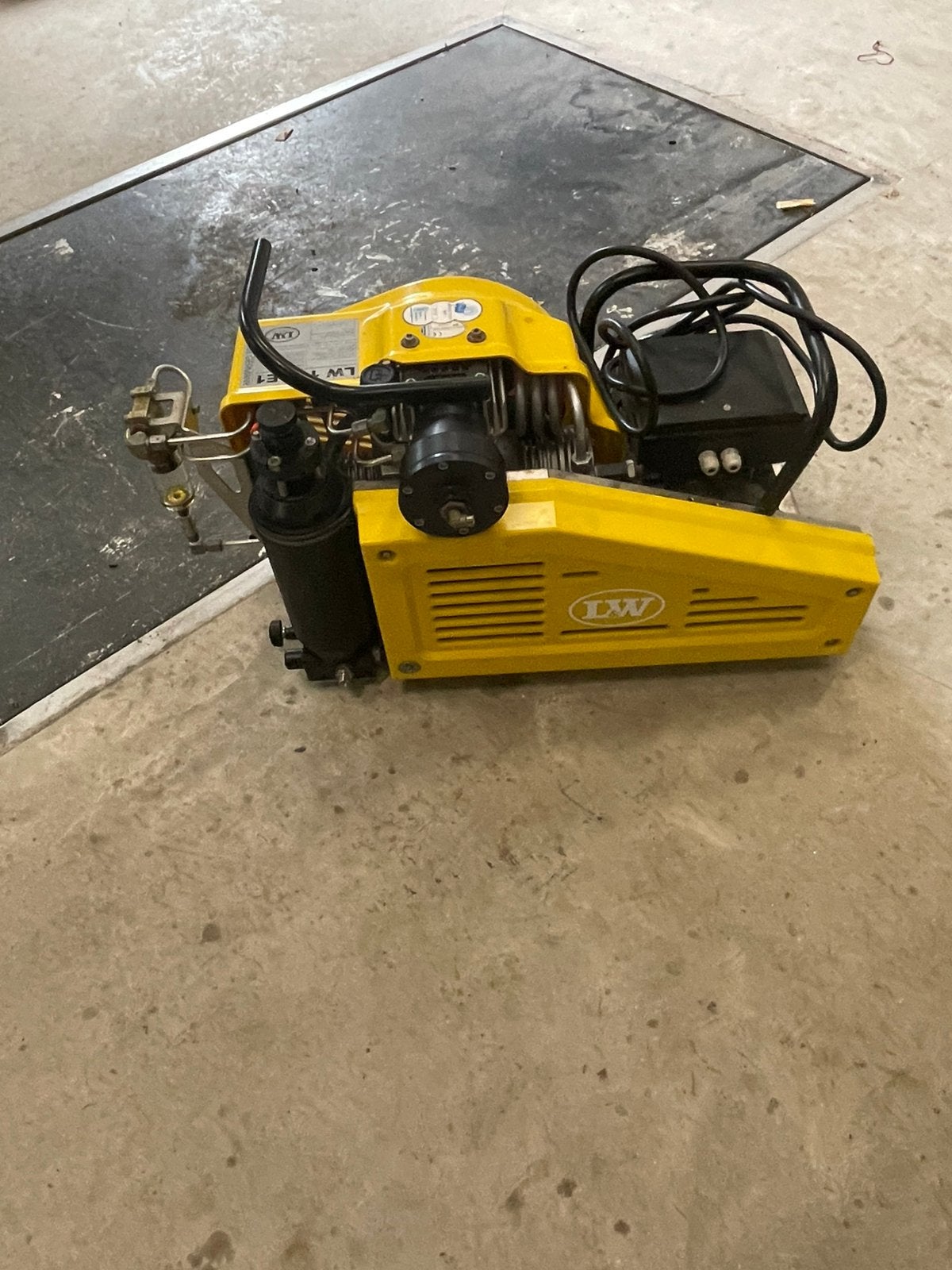 Duikerscompressor, Ophalen, Zo goed als nieuw