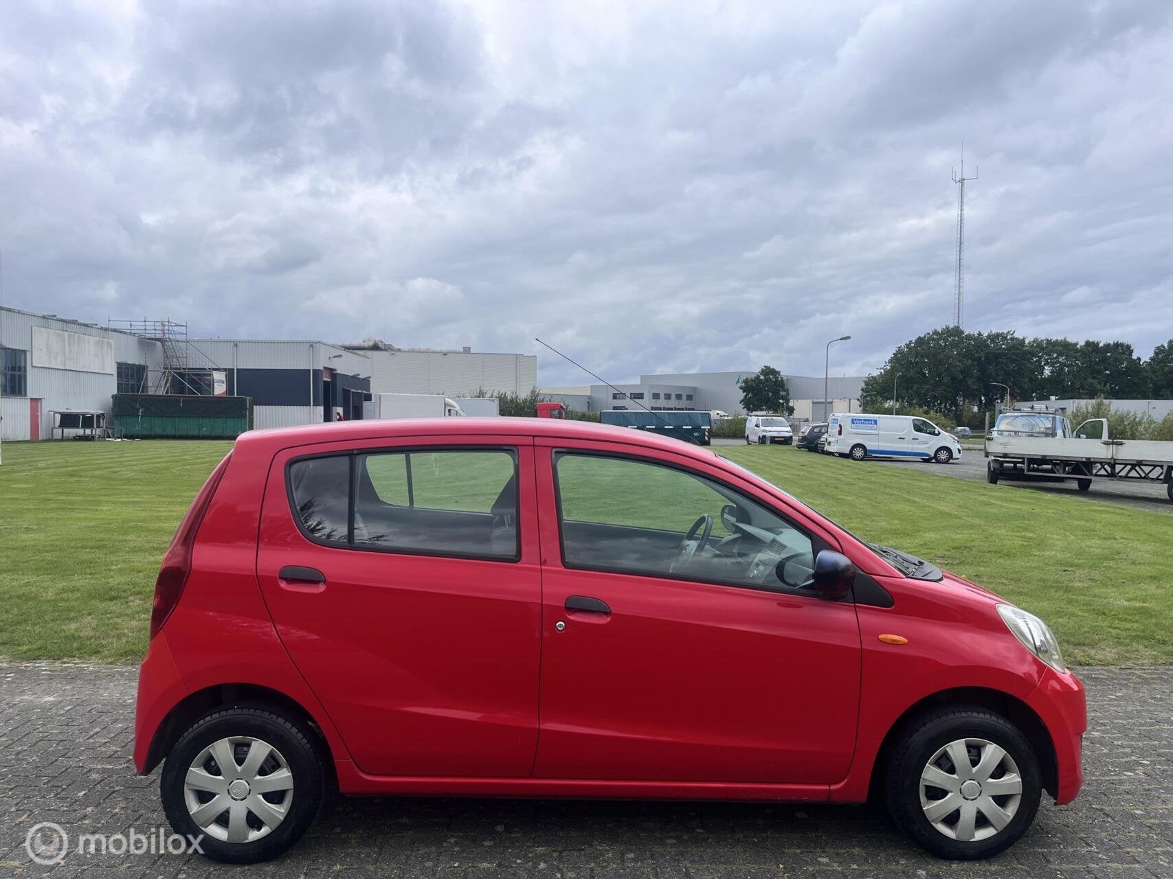 Daihatsu Cuore 1.0 Trend / APK / NAP / 5drs / Zuinig /, Auto's, Voorwielaandrijving, Dealer onderhouden, Stof, 18 €/maand