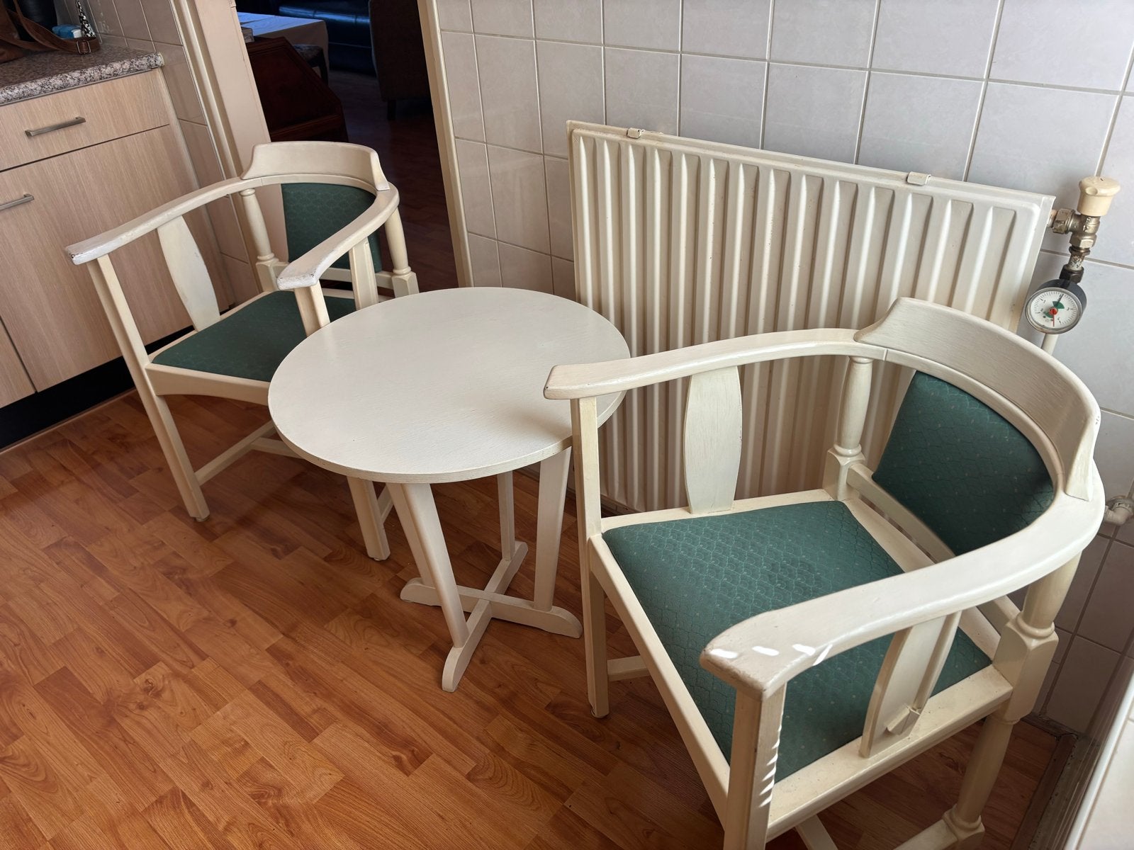 Twee stoelen met tafeltje - Gratis op te halen, Ophalen, Gebruikt, Twee, Overige kleuren