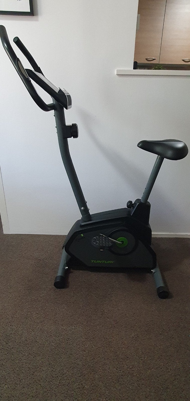 Tunturi Cardio Fit B30 Hometrainer -Fitness fiets met 8 weer, Ophalen, Zo goed als nieuw, Metaal, Benen