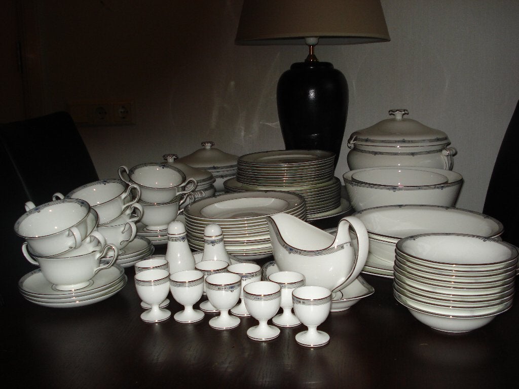Wedgwood amherst serviesdelen, Ophalen, Zo goed als nieuw, Porselein, Overige typen