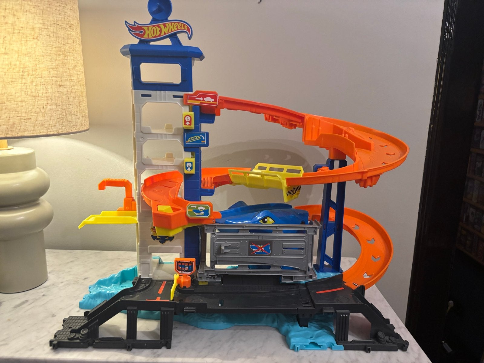 Hot Wheels City Haai Aanval Speelset, Ophalen, Gebruikt