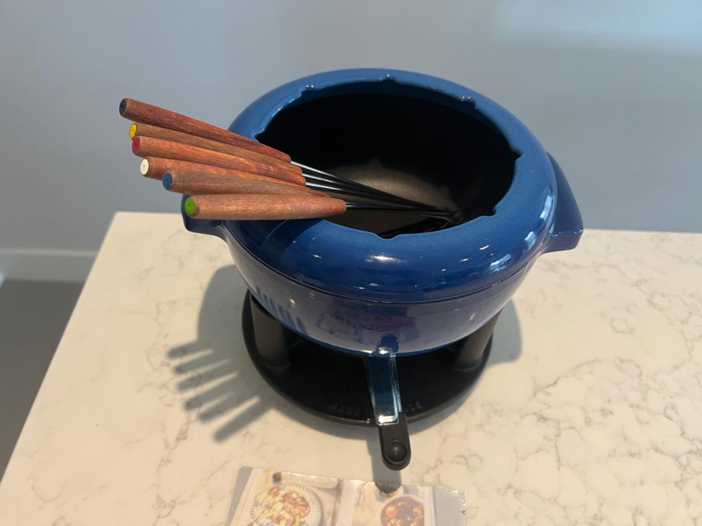 Staub Fondueset blauw gevlamd, heel goede staat, Witgoed en Apparatuur, Fonduesets, Brander, Fondueset, Ophalen of Verzenden, Zo goed als nieuw