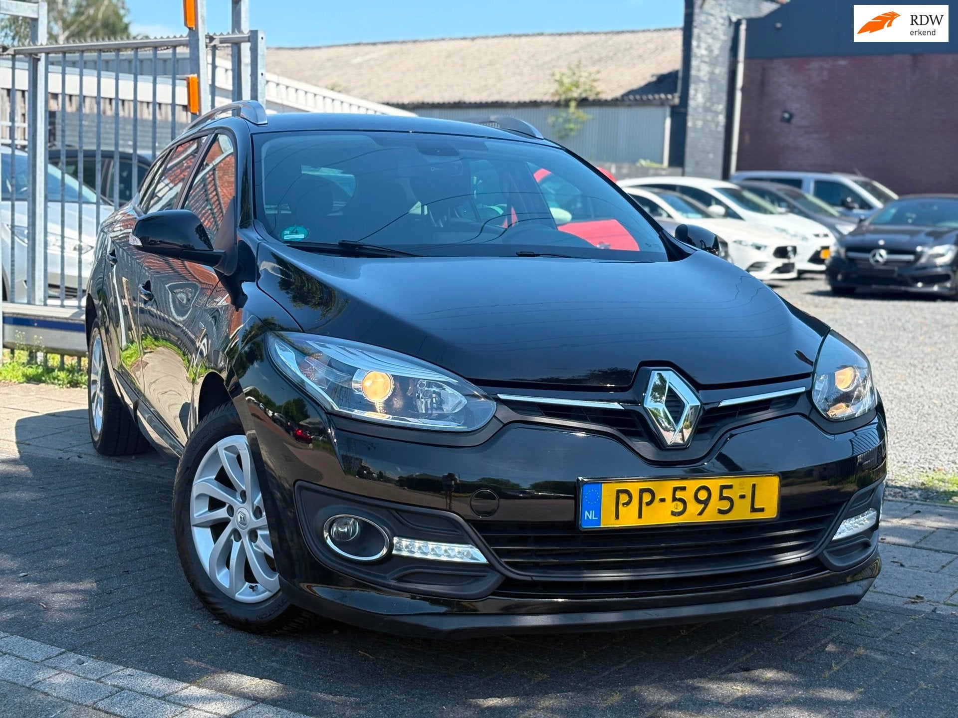 Renault Mégane Estate 1.2 TCe Limited | LED | Trekhaak | Na, Auto's, Renault, Voorwielaandrijving, Euro 5, Stof, Gebruikt