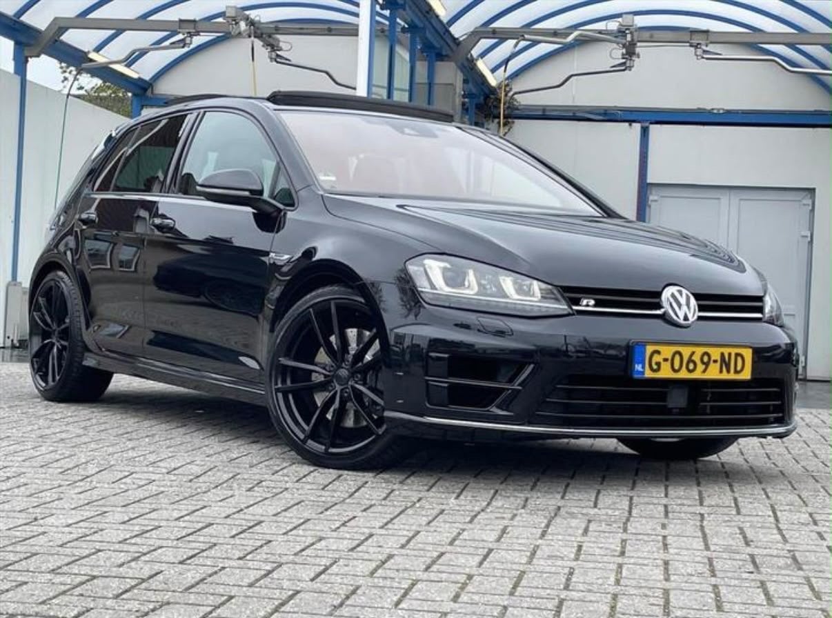 Foto 12 van Volkswagen Golf 2.0 TSI R 221KW 5D 4MOTION DSG 2014 Zwart