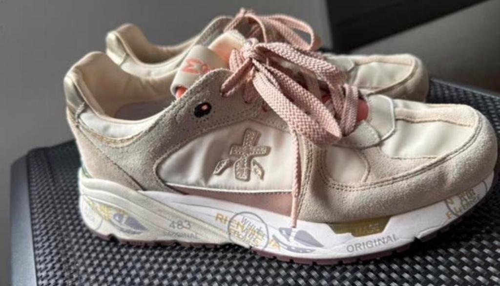 Premiata sneakers maat 38 - Zo goed als nieuw, Ophalen of Verzenden, Zo goed als nieuw, Beige, Sneakers of Gympen