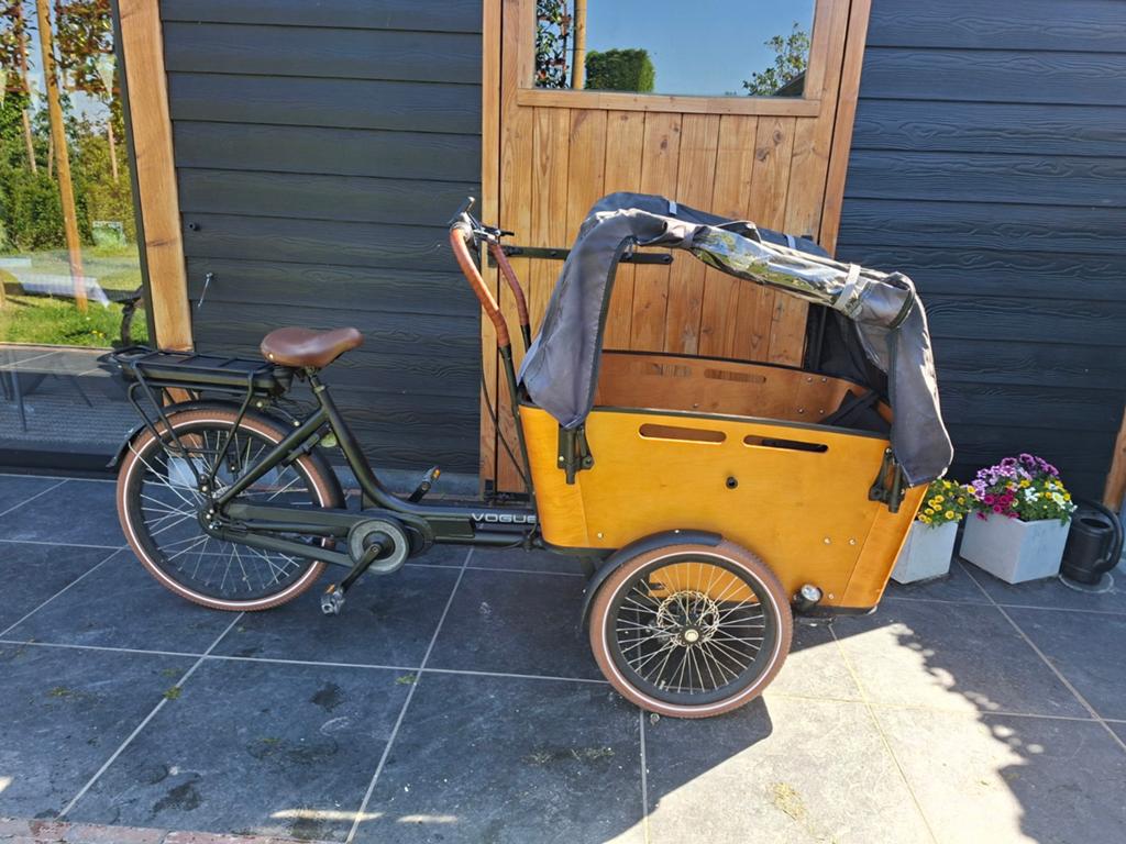 Zeer complete Vogue compgue Bakfiets  2021 - Elektrisch, Fietsen en Brommers, Fietsen | Bakfietsen, Ophalen, Zo goed als nieuw