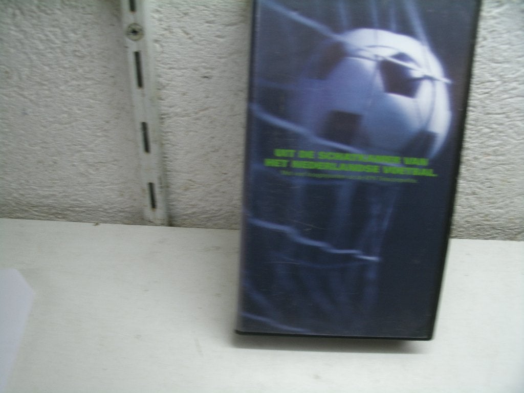 vhs 140b ned.voetbal 1999 de schatkamer, Cd's en Dvd's, VHS | Film, Alle leeftijden, Ophalen of Verzenden, Gebruikt