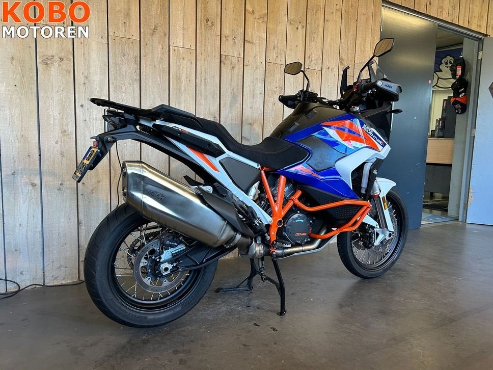 KTM 1290 SUPERADVENTURE R (bj 2021), 2 cilinders, KTM, Motorrijbewijs A, Bedrijf