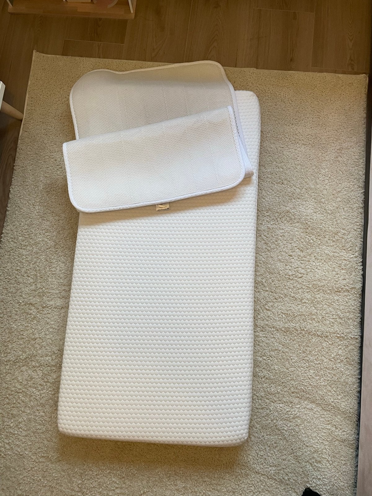 Aerosleep matras en matrasbeschermer, Ophalen, 190 cm of minder, Zo goed als nieuw, Matras