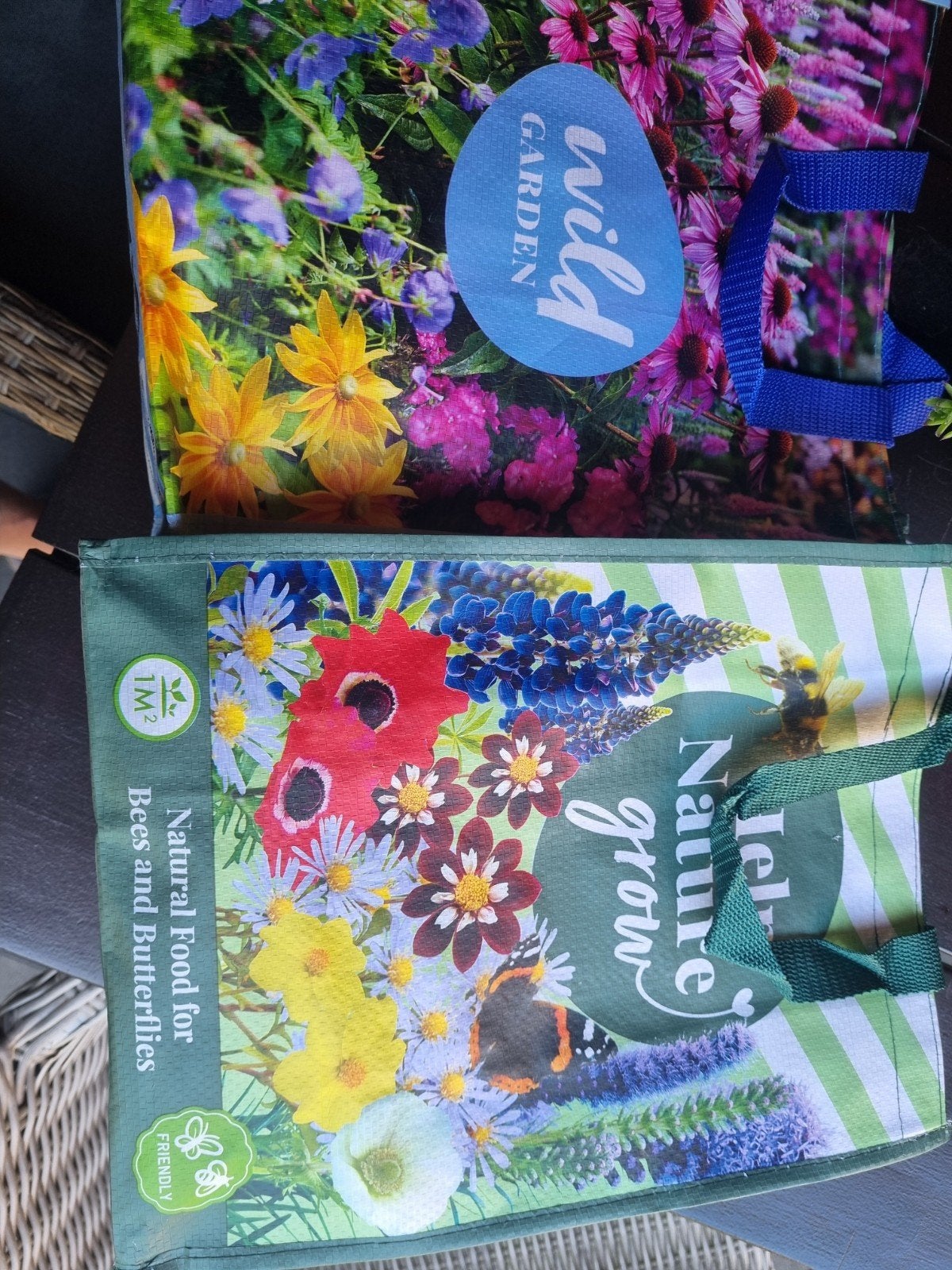 2 tassen bloembollen, Ophalen of Verzenden, Volle zon