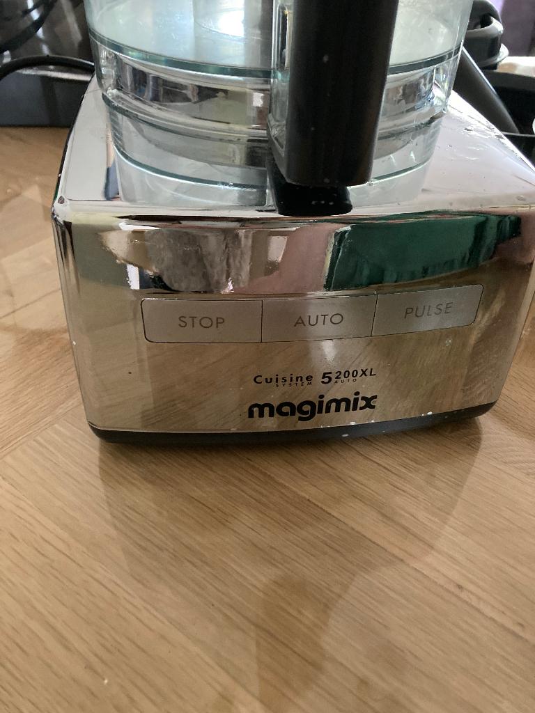 Magimix 5200 XL cuisine compleet, Witgoed en Apparatuur, 4 liter of meer, Ophalen, Zo goed als nieuw, 3 snelheden of meer