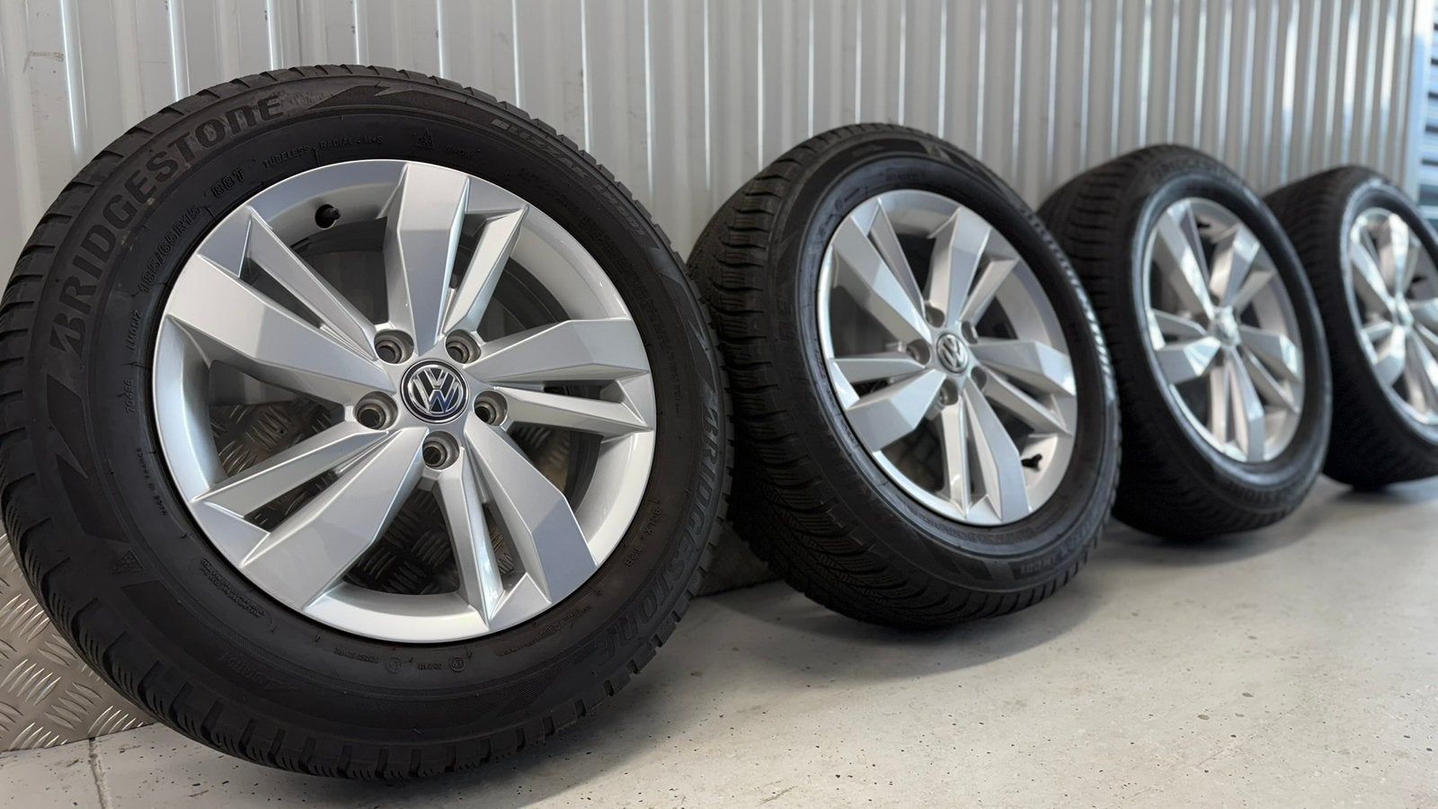 Volkswagen Polo 2G 5x100 15 Inch Velgen, Auto-onderdelen, Banden en Velgen, Ophalen, Gebruikt, 15 inch, Banden en Velgen