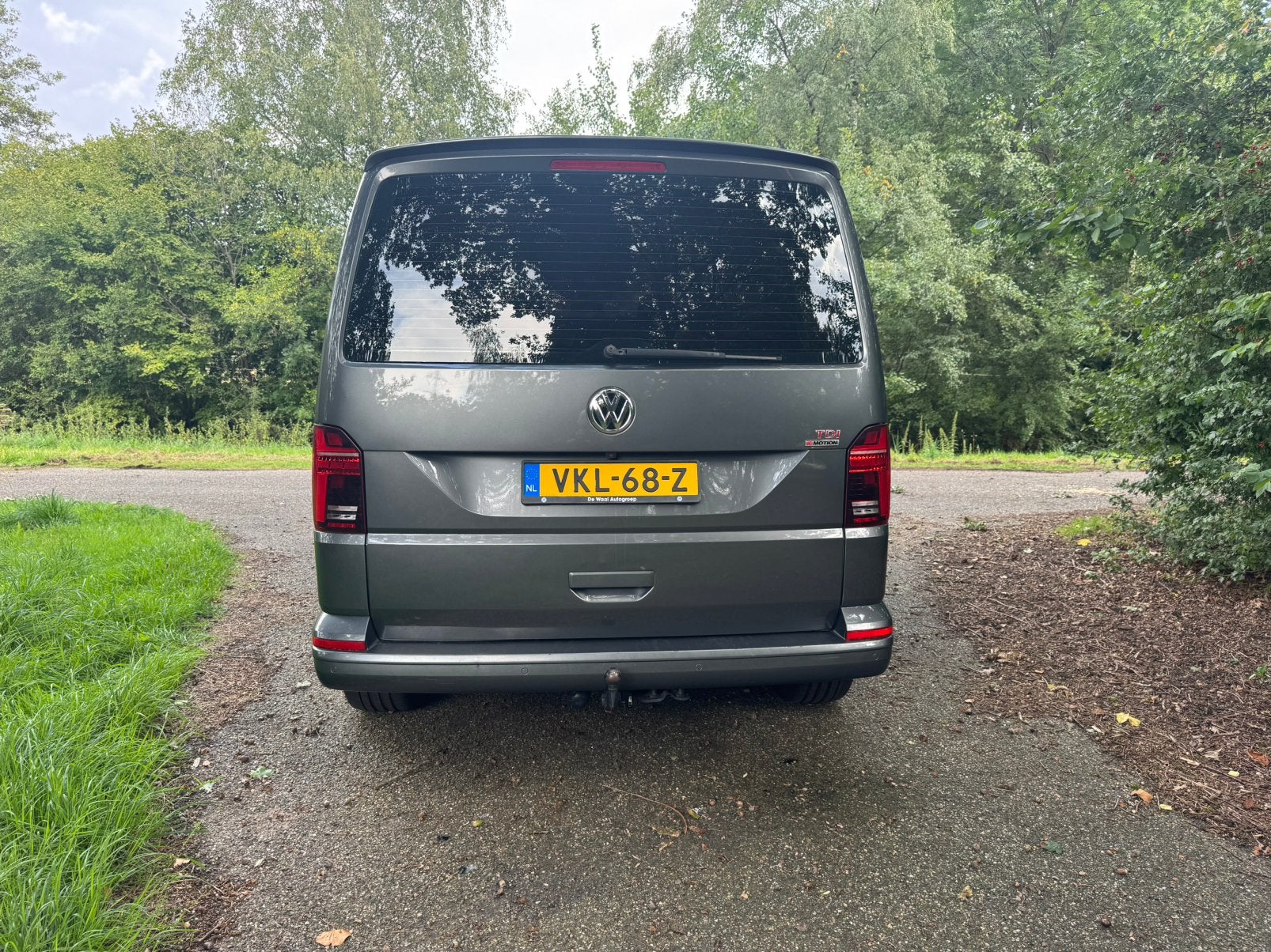 Foto 8 van Volkswagen T6.1 Bulli 204PK 4Motion | Zeer compleet | DC