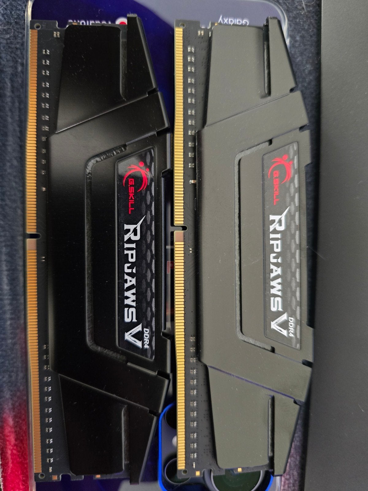 G.Skill Ripjaws V DDR4 RAM 16GB (2x8GB) 4000MHz CL18, DDR4, Ophalen of Verzenden, Zo goed als nieuw, Desktop