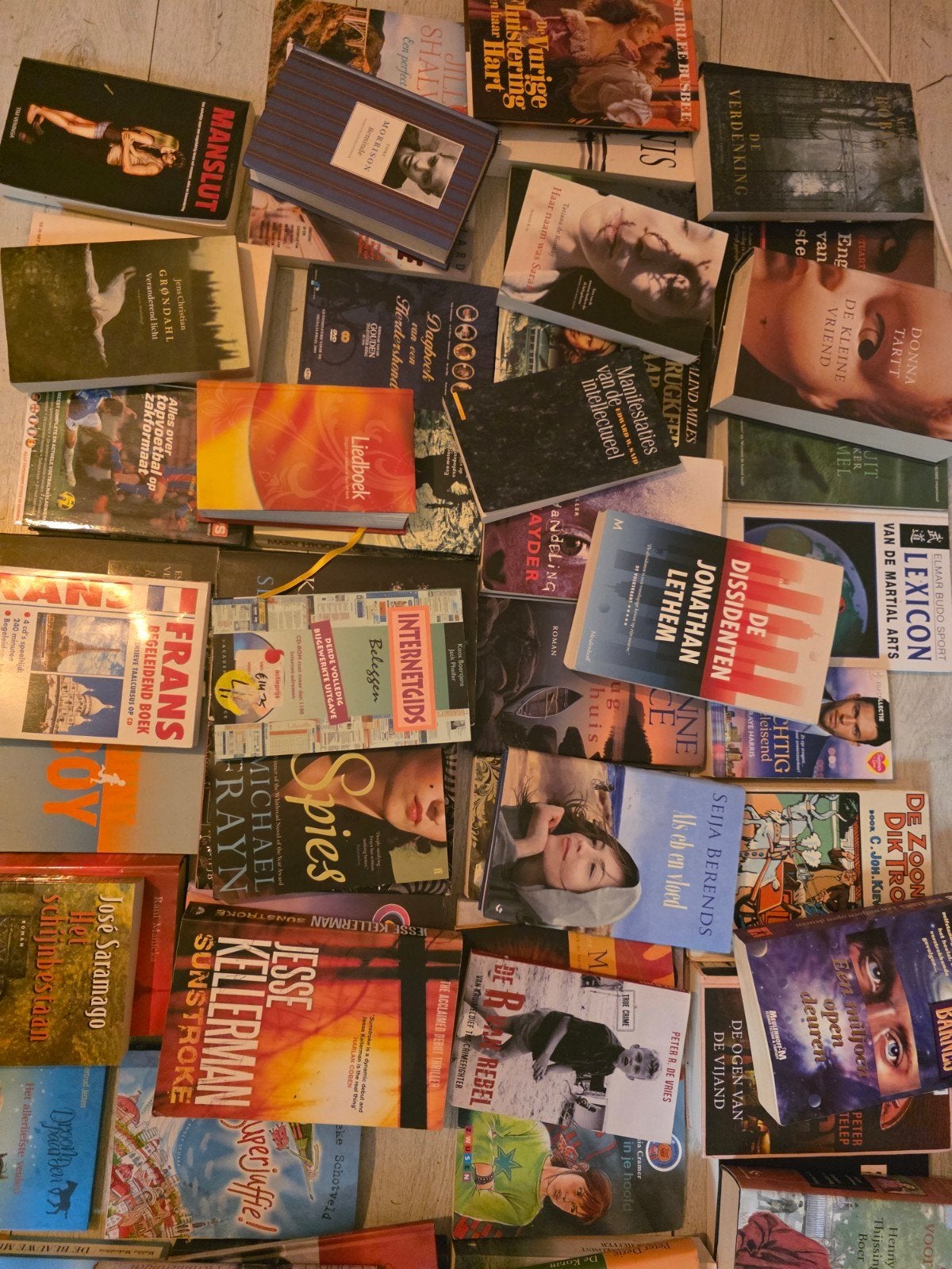 100 boeken, Ophalen of Verzenden