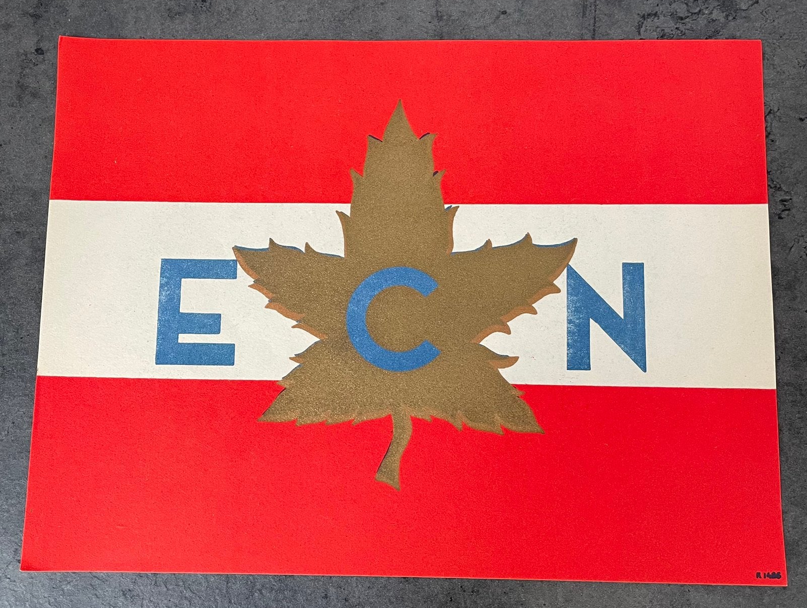 Canadese pamflet Entertaining Committee Netherlands WO2, Ophalen of Verzenden, Duitsland, Embleem of Badge