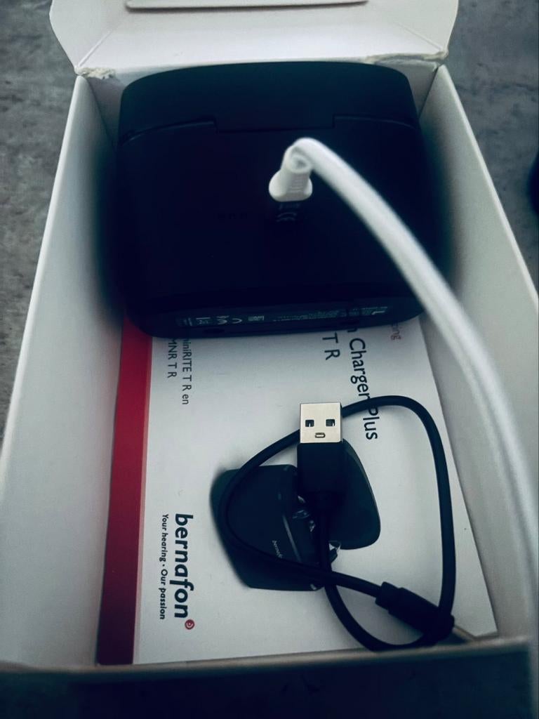 Bernafon Charger PLUS Oplader voor hoortoestellen, Ophalen of Verzenden, Zo goed als nieuw