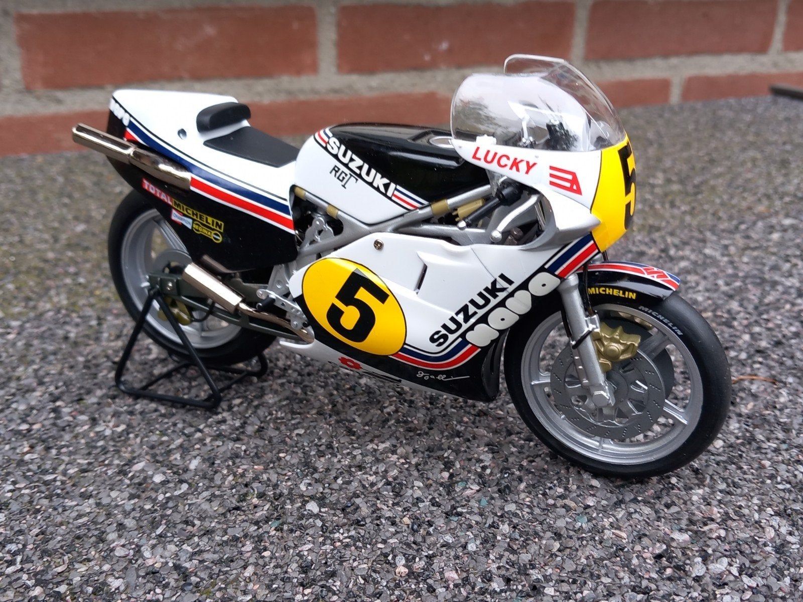 Suzuki RGB 500cc #5 Marco Luccinelli 1981, Ophalen of Verzenden, Nieuw, 1:9 t/m 1:12, Motor