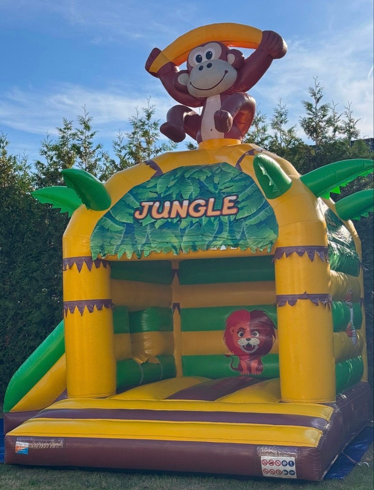 Springkussen Jungle te huur - Plezier voor elk feest!, Ophalen of Verzenden, Zo goed als nieuw