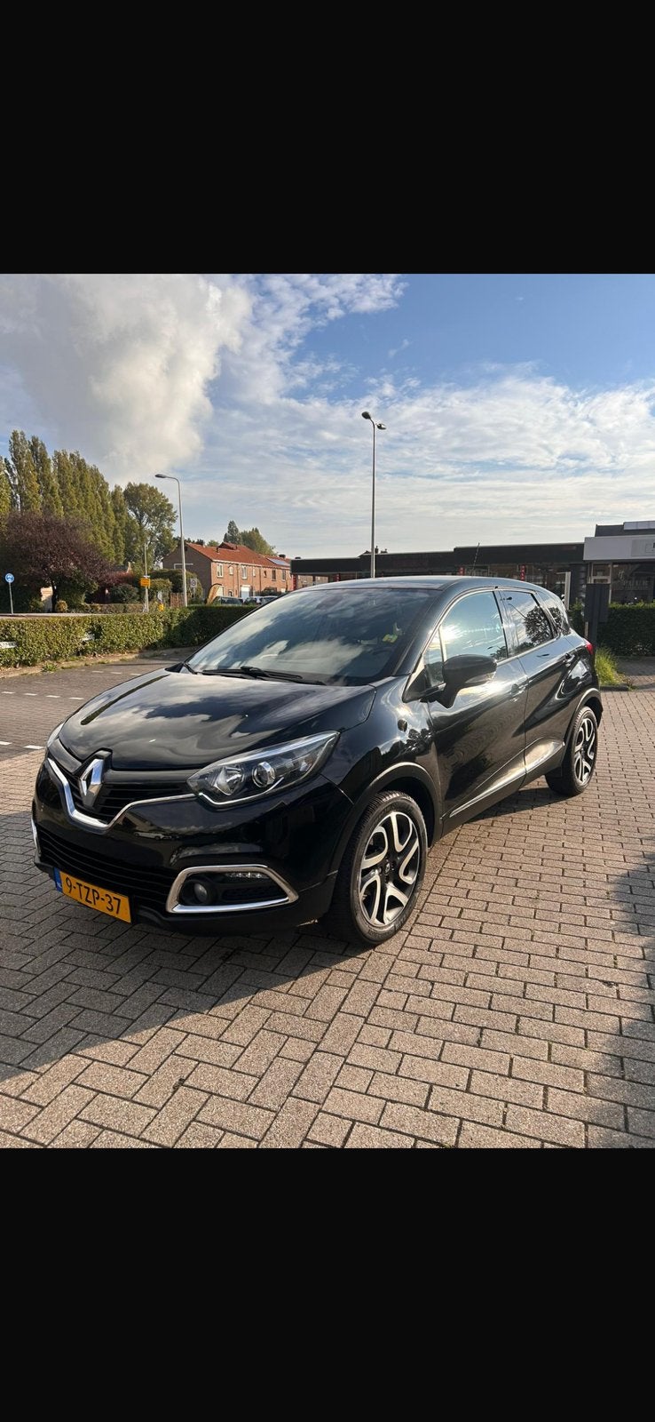 Renault Captur 0.9 TCE 90 2014 Zwart, Auto's, Renault, Voorwielaandrijving, 898 cc, Origineel Nederlands, Handgeschakeld