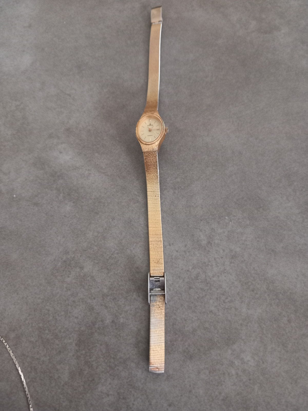 Lorus , vintage horloge - werkend- dames., Verzenden, Staal, Overige merken