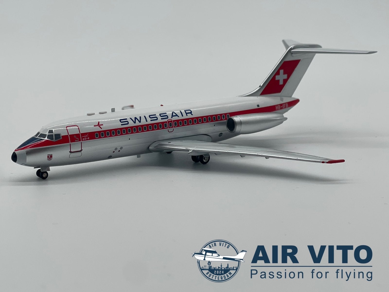 Douglas DC9-15 Swissair HB-IFB Artikelcode B-915-SW-IFB, 2992jb, Schaalmodel, Ophalen of Verzenden, Operations@airvito.com