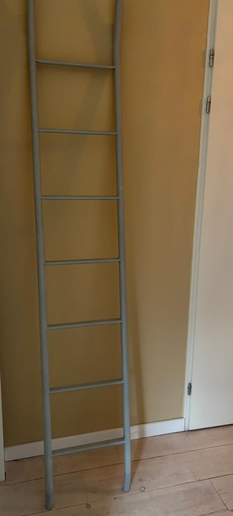 Ladder trapje, Ophalen of Verzenden, Zo goed als nieuw, Ladder, Minder dan 2 meter