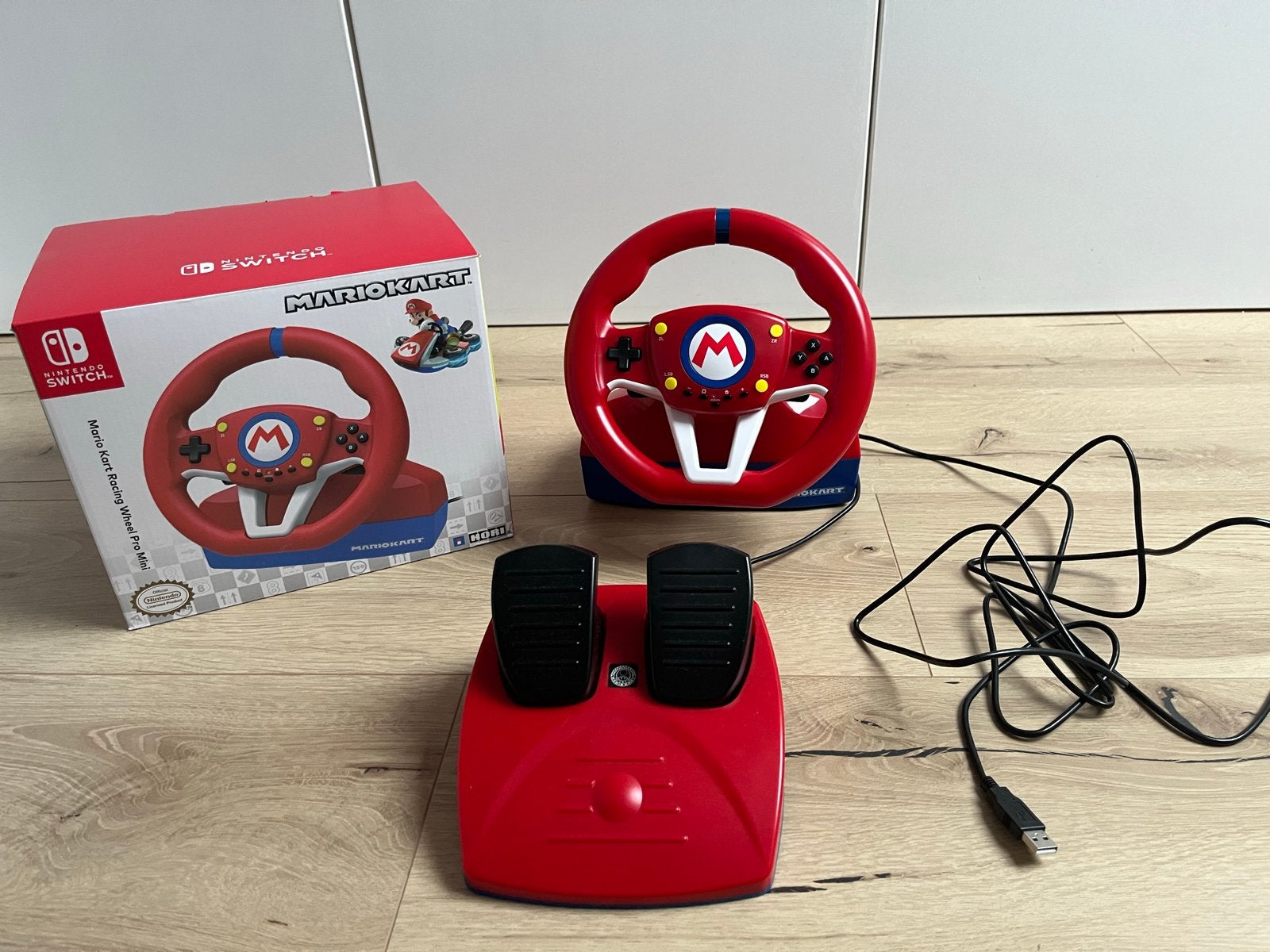 Mario Kart Racing Wheel Pro Mini voor Nintendo Switch, Ophalen of Verzenden, Zo goed als nieuw, Met 1 controller, Switch Original