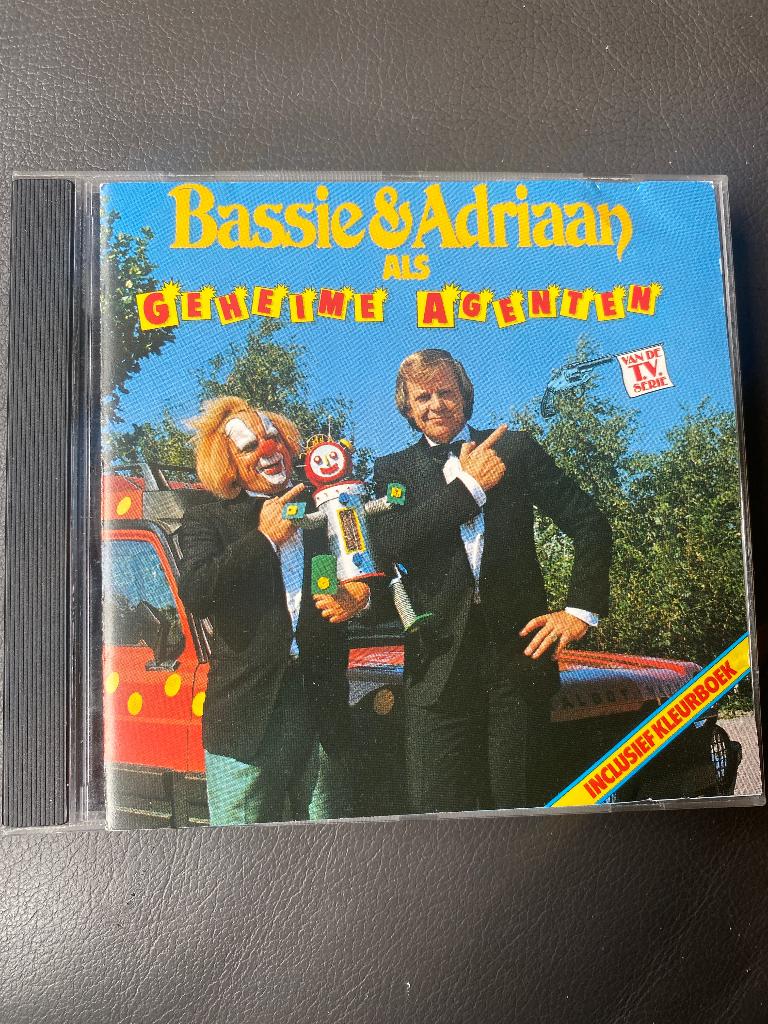 Bassie & Adriaan : Geheime Agenten ( cd ), Ophalen of Verzenden, Zo goed als nieuw