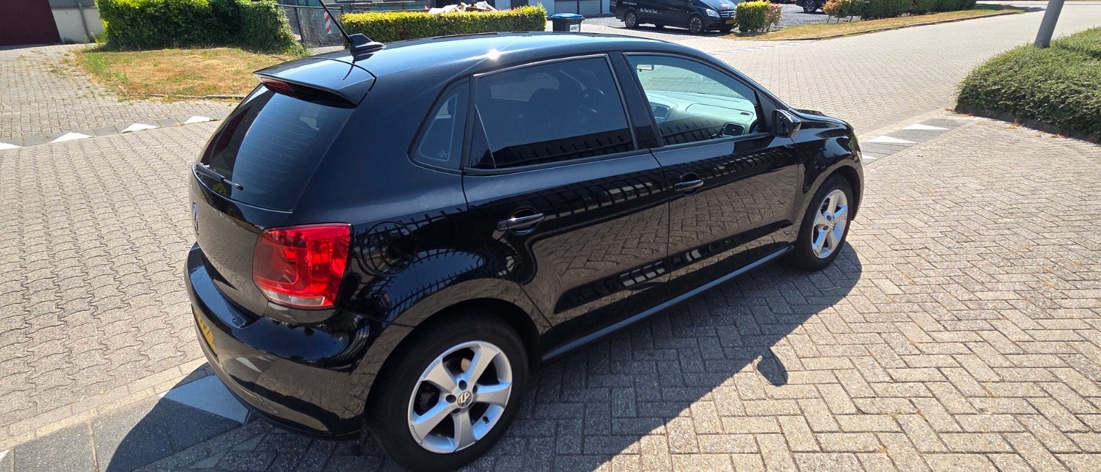 Volkswagen Polo 1.4 16V FSI 63KW 2009 Zwart, Voorwielaandrijving, 970 kg, Stof, 40 €/maand