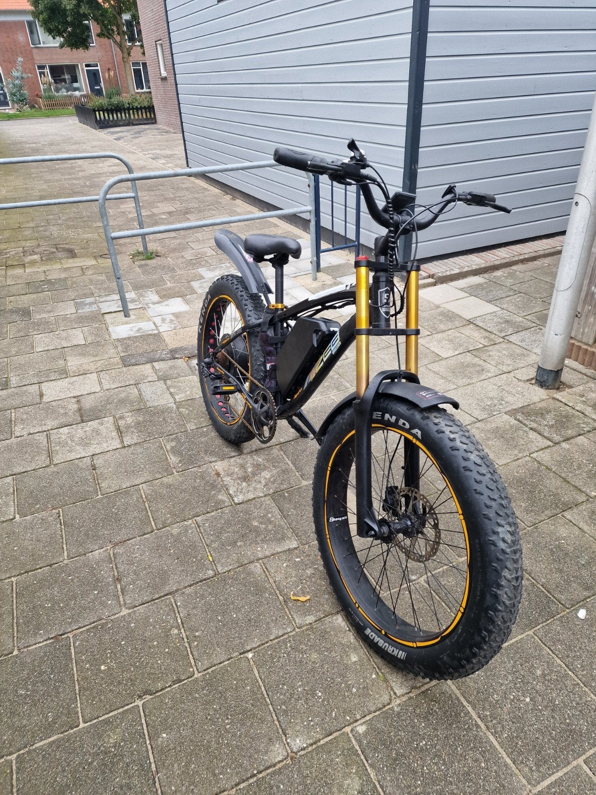 Jasmijnstraat 3281 CJ Numansdorp, 59 cm of meer, Ophalen of Verzenden, Gebruikt, Overige merken