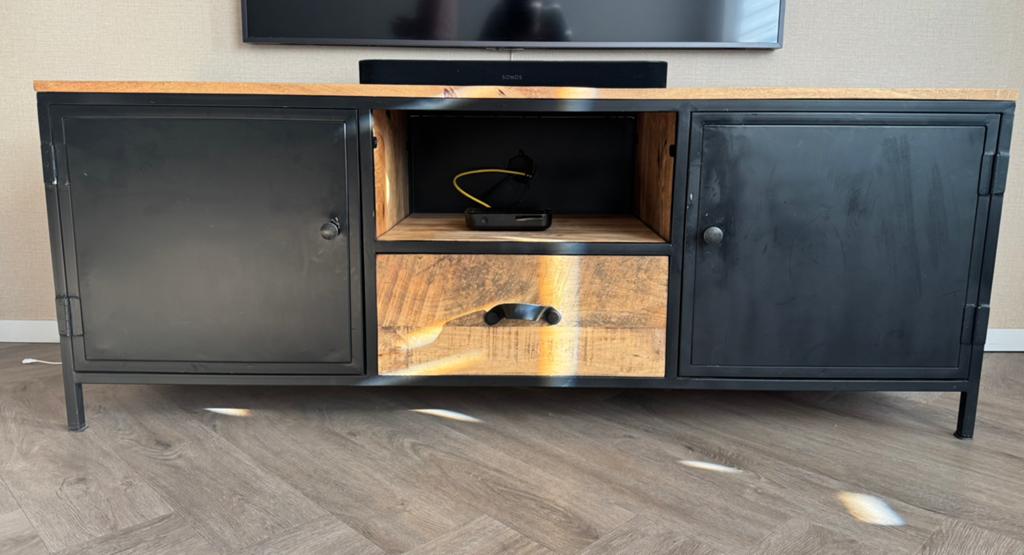 Hout metaal tv meubel Loods 5, Huis en Inrichting, Ophalen, 150 tot 200 cm, Zo goed als nieuw, Minder dan 100 cm