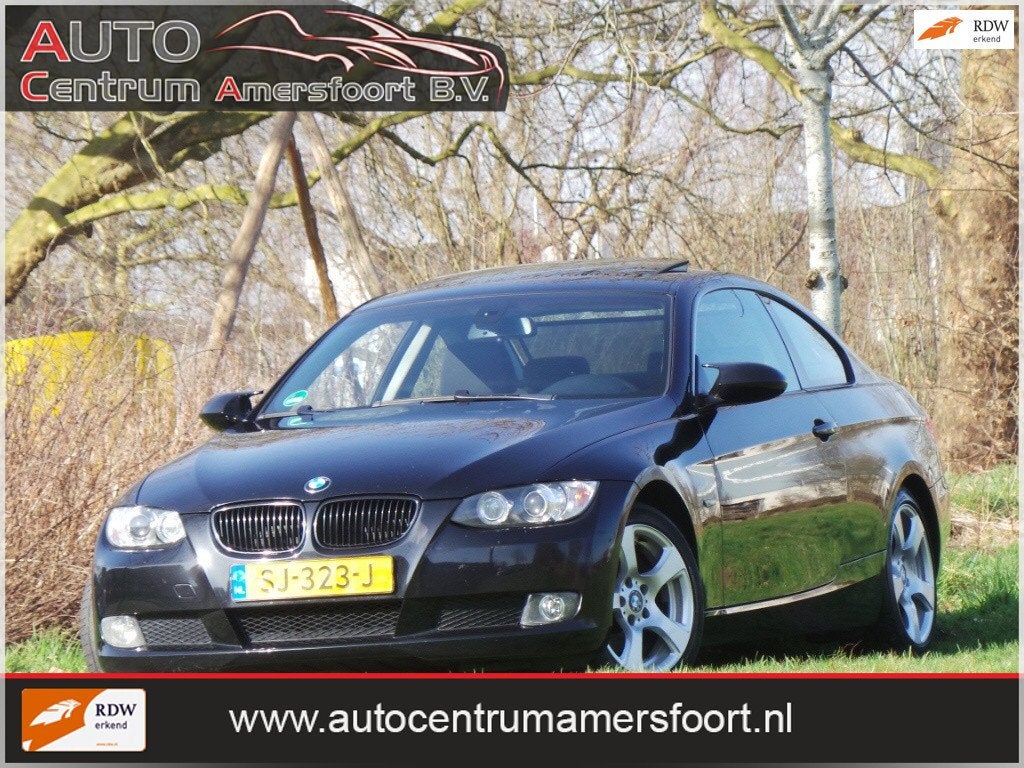 BMW 3-serie Coupé 320i Business Line ( INRUIL MOGELIJK ), Achterwielaandrijving, 4 cilinders, 4 stoelen, Zwart