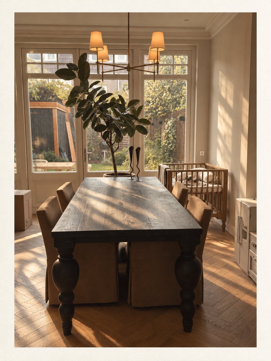 Eettafel met bolpoten van zwart eikenhout, Ophalen, Gebruikt, Eikenhout, 200 cm of meer
