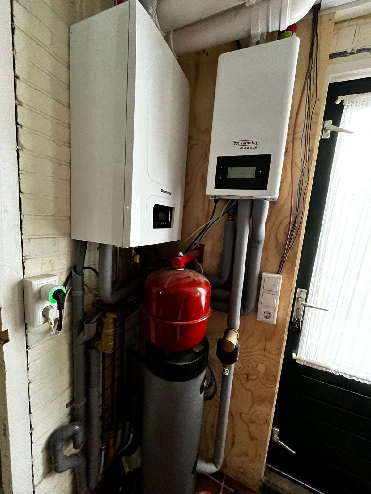Hybride warmtepomp Remeha Elga Ace 4kw 2024 en ketel cw4, Ophalen, Zo goed als nieuw, Minder dan 60 cm, Overige typen