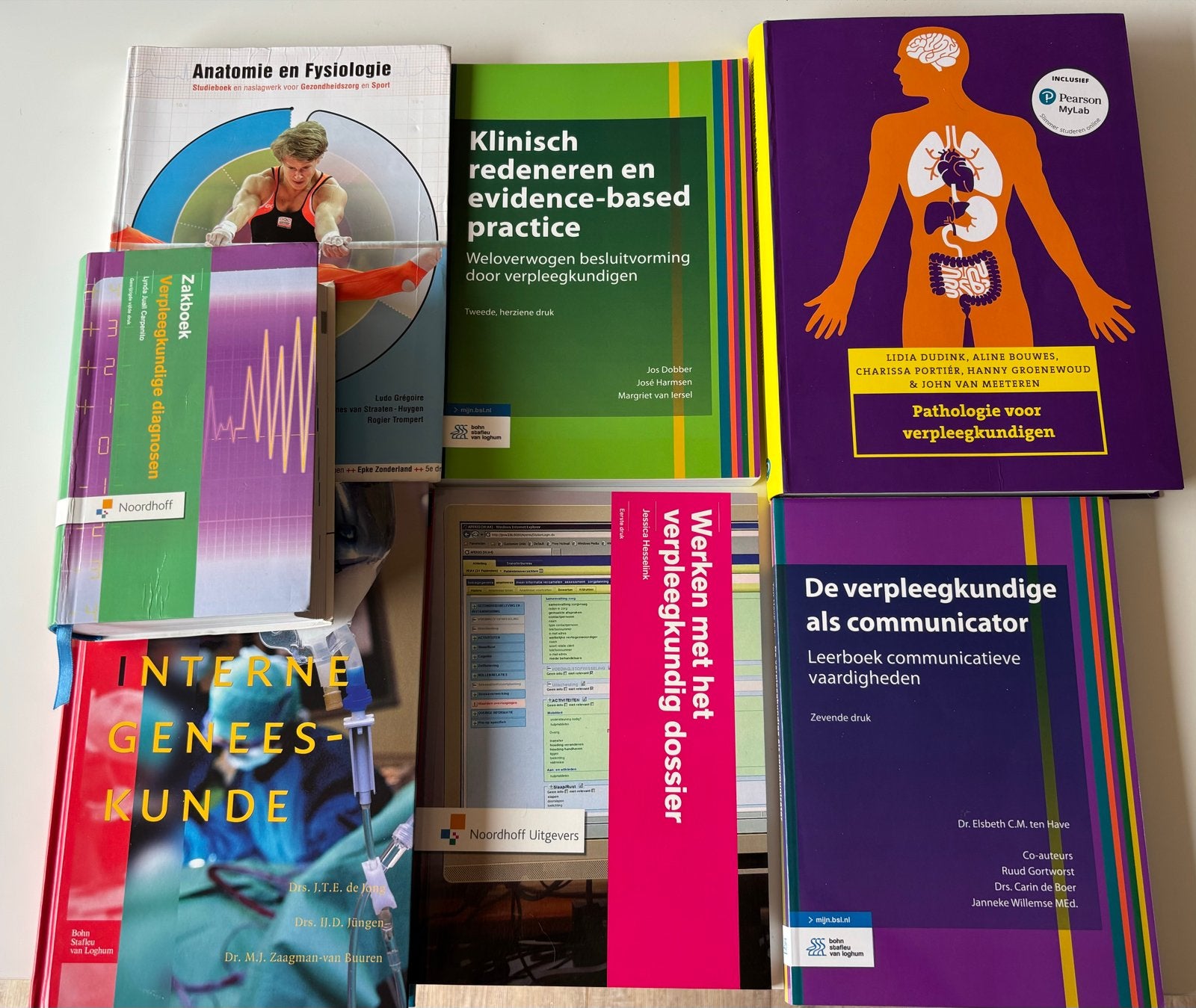 Complete boekenpakket Verpleegkunde (7 studieboeken), Boeken, Studieboeken en Cursussen, Ophalen of Verzenden, Beta, Gelezen, HBO
